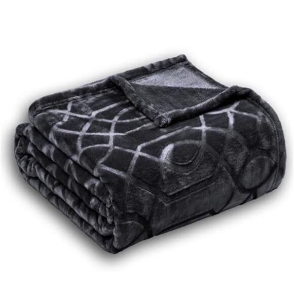 Soft Fleece Throw Blanket 50x60 Inches Plush Cozy Lightweight Sofa Bed Travel - Picture 8 of 13